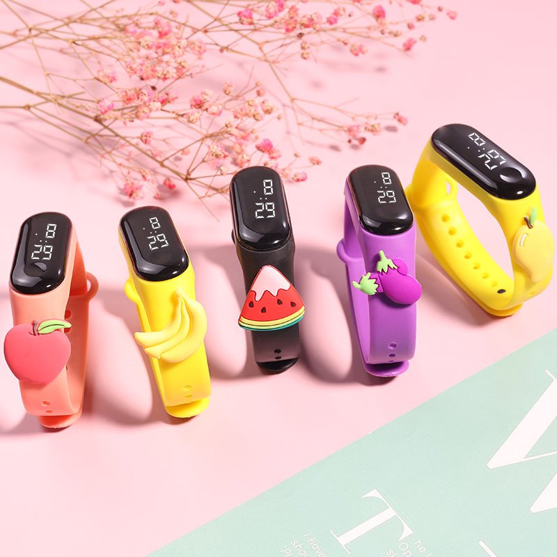 Hot Sale Cartoon Sport Kids Watch High Quality Silicone Wrist Suitable Kids Skin Touchscreen LED Digital Watch